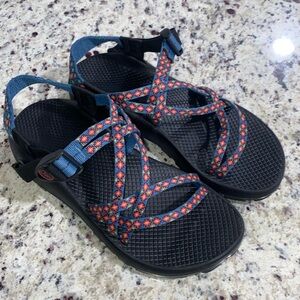 Women’s size 8 Chaco’s